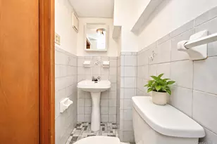 2910 Beverley Rd, Brooklyn, NY 11226 - Photo 21