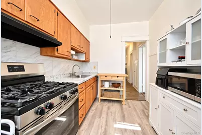 2910 Beverley Road, Brooklyn, NY 11226 - Photo 15