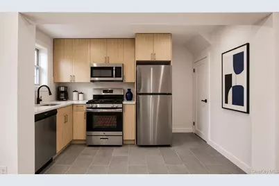 4135 Murdock Avenue, Bronx, NY 10466 - Photo 5