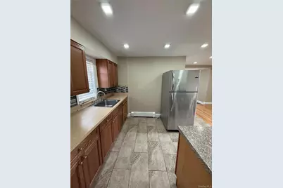 51 Depan Avenue #1st Fl, Floral Park, NY 11001 - Photo 9