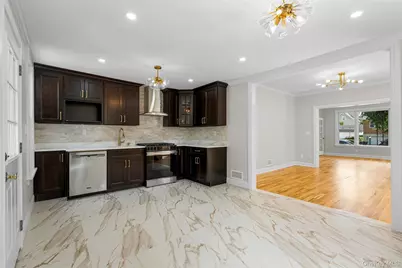 105 Third Avenue, Pelham, NY 10803 - Photo 7