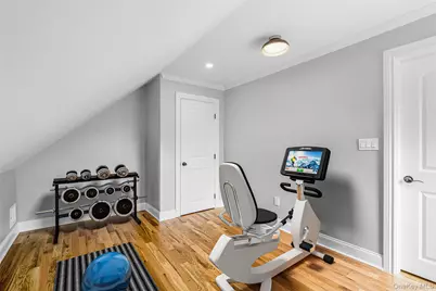 105 Third Avenue, Pelham, NY 10803 - Photo 23