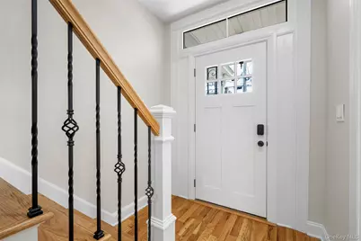 105 Third Avenue, Pelham, NY 10803 - Photo 3