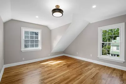 105 Third Avenue, Pelham, NY 10803 - Photo 27