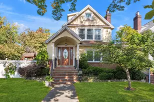 161-03 Powells Cove Blvd, Whitestone, NY 11357 - Photo 1