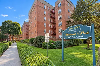754 Bronx River Road #B54, Bronxville, NY 10708 - Photo 13