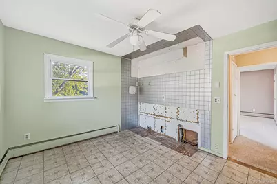 263 Waco Street, Lindenhurst, NY 11757 - Photo 29