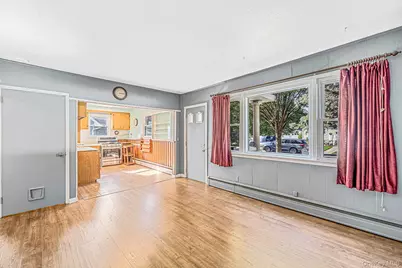 263 Waco Street, Lindenhurst, NY 11757 - Photo 11