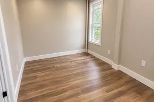 25 Marconi Pl, Brooklyn, NY 11233 - Photo 9