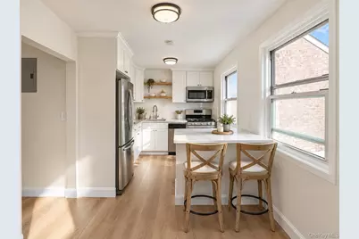 1051 Fenwood #4, Valley Stream, NY 11580 - Photo 5