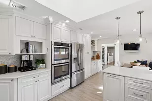 5 Ridings Rd, Northport, NY 11768 - Photo 7