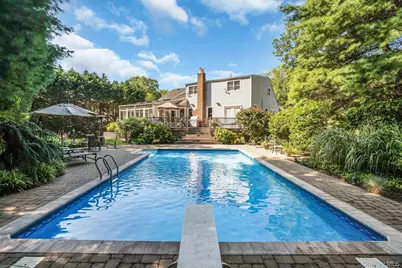 33 McCulloch Drive, Dix Hills, NY 11746 - Photo 45
