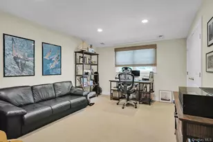33 McCulloch Dr, Dix Hills, NY 11746 - Photo 37