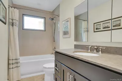 33 McCulloch Drive, Dix Hills, NY 11746 - Photo 35