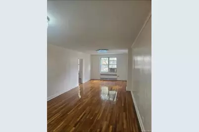64-11 99 St #301, Rego Park, NY 11374 - Photo 3