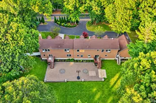 260 Deforest Rd N, Dix Hills, NY 11746 - Photo 29