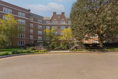 5 Midland Gardens #2L, Bronxville, NY 10708 - Photo 1