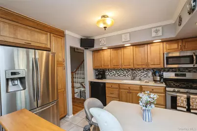 32 Ramsey Road, Commack, NY 11725 - Photo 11