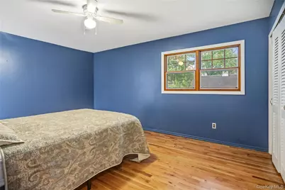 77 E Woodside Avenue, Patchogue, NY 11772 - Photo 13