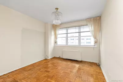 66-36 Yellowstone Blvd #18H, Forest Hills, NY 11375 - Photo 15