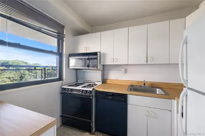 4901 Henry Hudson Parkway W #8M, Bronx, NY 10471 - Photo 7