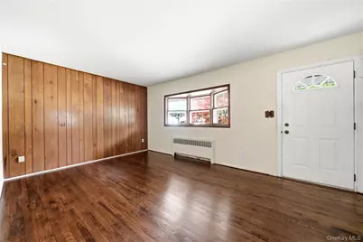 56 Prairie Drive, North Babylon, NY 11703 - Photo 5
