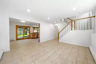 23 Dave Lane, South Setauket, NY 11720 - Photo 5