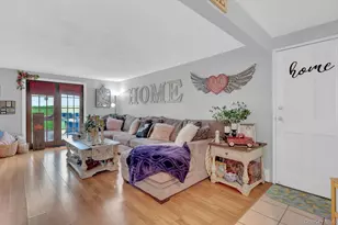 12 Croydon Ave, Ronkonkoma, NY 11779 - Photo 5