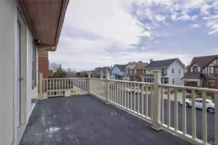 439 W Walnut St, Long Beach, NY 11561 - Photo 19