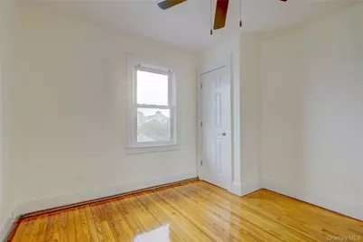 439 W Walnut Street, Long Beach, NY 11561 - Photo 9