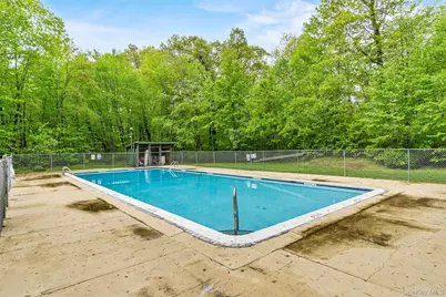317 Fox Run Lane Unit #317, Carmel, NY 10512 - Photo 17