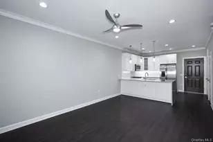 148 S Front St, Farmingdale, NY 11735 - Photo 3