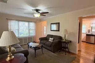 13 Gerald Ave, Hicksville, NY 11801 - Photo 3