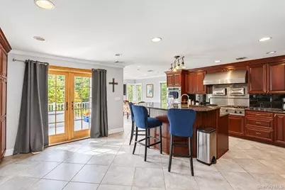 35 Peppermint Road, Commack, NY 11725 - Photo 5
