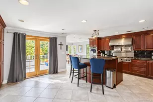 35 Peppermint Rd, Commack, NY 11725 - Photo 5