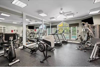 100 Woodcrest Lane #130, Mount Kisco, NY 10549 - Photo 23