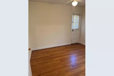 102 Hillside Park Drive, New Hyde Park, NY 11040 - Photo 7