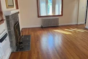 102 Hillside Park Dr, New Hyde Park, NY 11040 - Photo 5