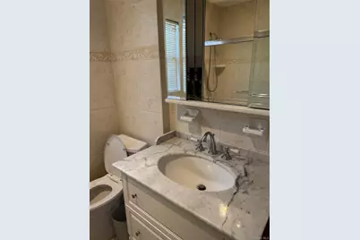 102 Hillside Park Drive, New Hyde Park, NY 11040 - Photo 15