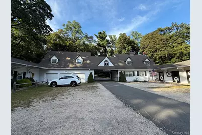 1864 Muttontown #1, Syosset, NY 11791 - Photo 11