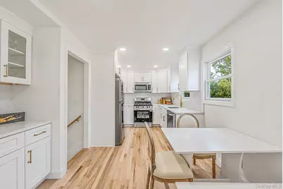 29 Edgewater Avenue, Bayport, NY 11705 - Photo 7