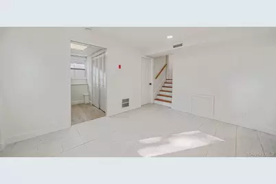 29 Edgewater Avenue, Bayport, NY 11705 - Photo 17