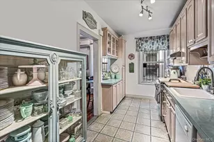 22-12 35th St, Astoria, NY 11105 - Photo 11