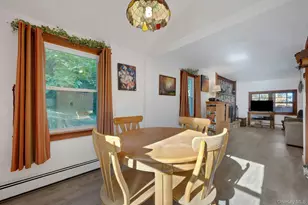 118 Circular St, Thornwood, NY 10594 - Photo 11