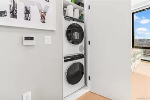 31-16 21st St, Astoria, NY 11106 - Photo 11
