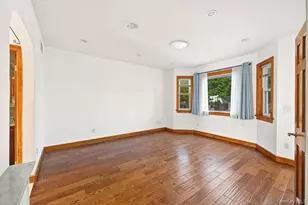 30 North Dr, Whitestone, NY 11357 - Photo 11