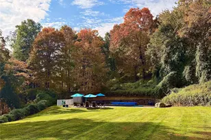 2261 Hunterbrook Rd, Yorktown Heights, NY 10598 - Photo 3