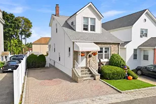 221 Edgewood Ave, Yonkers, NY 10704 - Photo 3