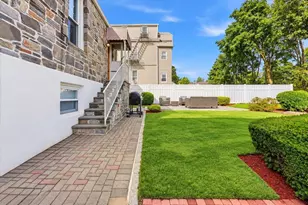 221 Edgewood Ave, Yonkers, NY 10704 - Photo 31