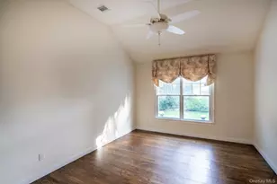 32 Coral Ln, Sayville, NY 11782 - Photo 15